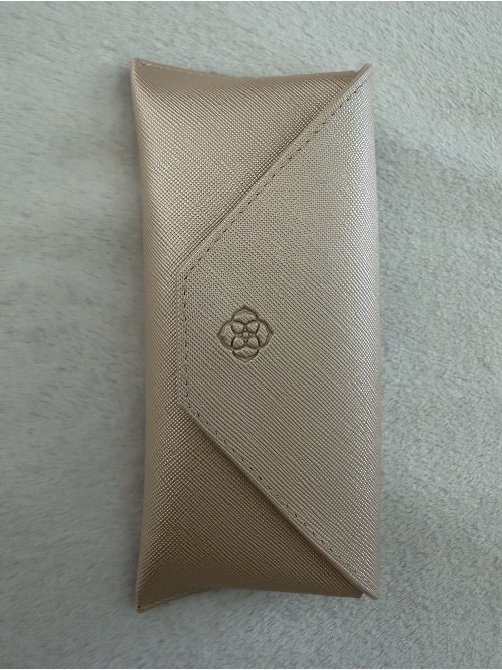 Kendra Scott Sunglasses Case